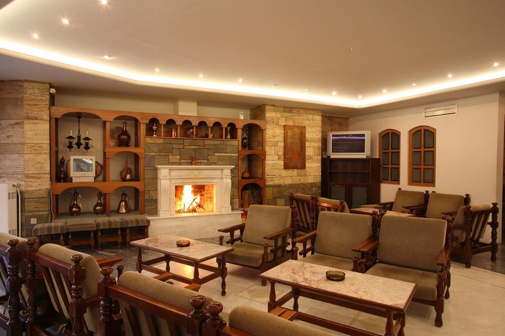 Tsamis Hotell Kastoria Exteriör bild