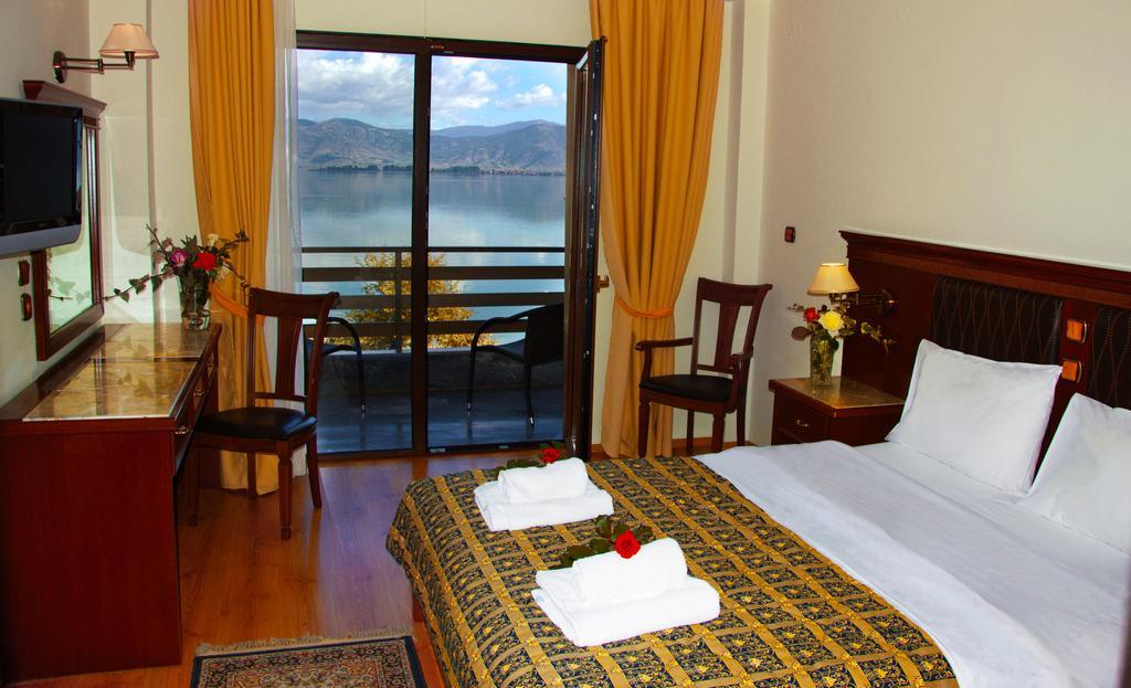 Tsamis Hotell Kastoria Rum bild