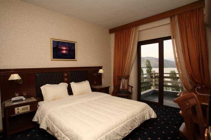 Tsamis Hotell Kastoria Exteriör bild