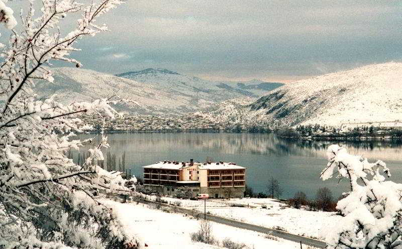 Tsamis Hotell Kastoria Exteriör bild